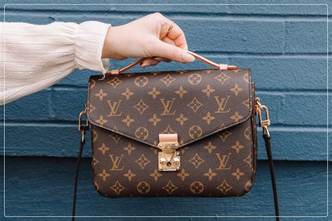 how can you tell if a lv purse is real|false louis vuitton purses.